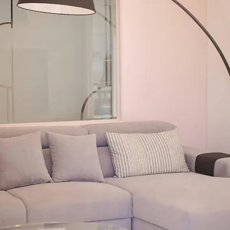 Apartment The White Marble Luxury *