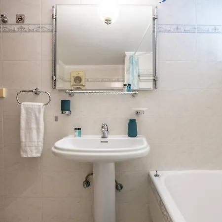 The White Marble Luxury La Canée