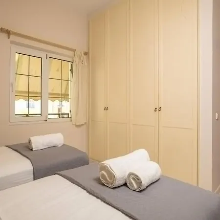 The White Marble Luxury