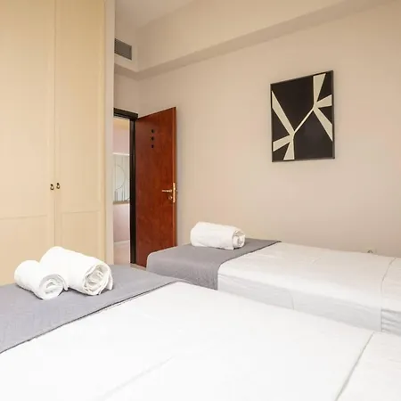 The White Marble Luxury Appartement La Canée