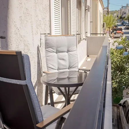 The White Marble Luxury Appartement La Canée