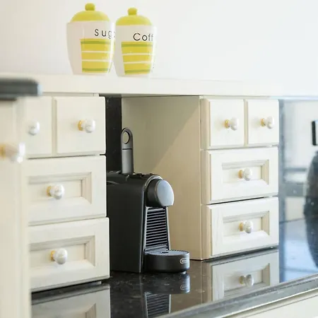 Daire The White Marble Luxury *