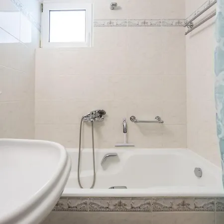 The White Marble Luxury