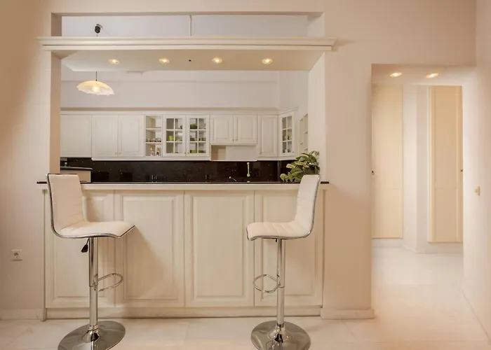 The White Marble Luxury