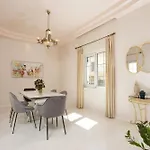 The White Marble Luxury Διαμέρισμα