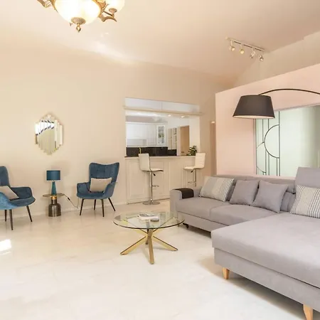 Apartman The White Marble Luxury *